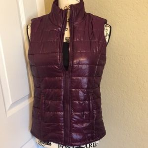 Rue 21 puffer vest outerwear size m new